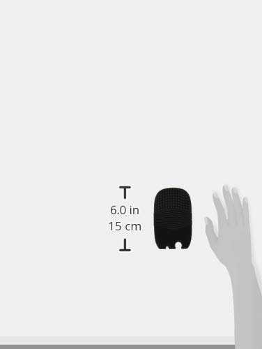 e.l.f. Cosmetics Makeup Brush Cleaning Glove, Multi-Textured, Skin-Loving Ingredients - Image 3