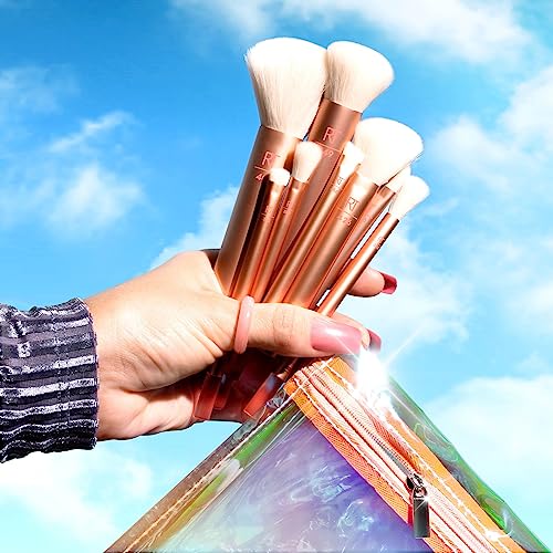 Real Techniques Wanderer Makeup Brush Kit, 9 Piece Set, Gold, Professional Brushes for Foundations, Powders, and Concealers - Image 3
