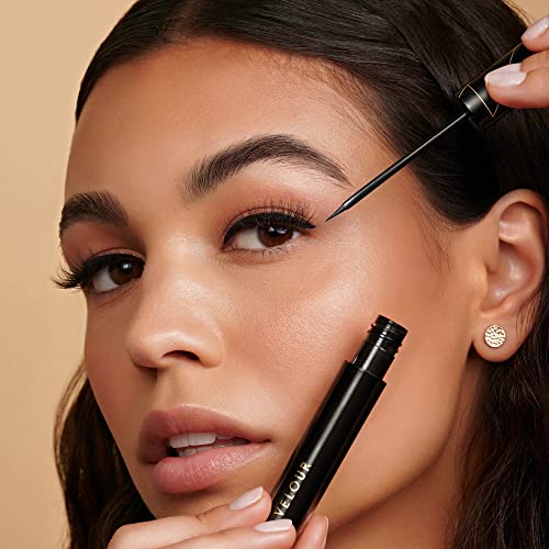 Velour Lashes 3-in-1 Magnetic Lash & Go Eyeliner - Full Size - Image 3