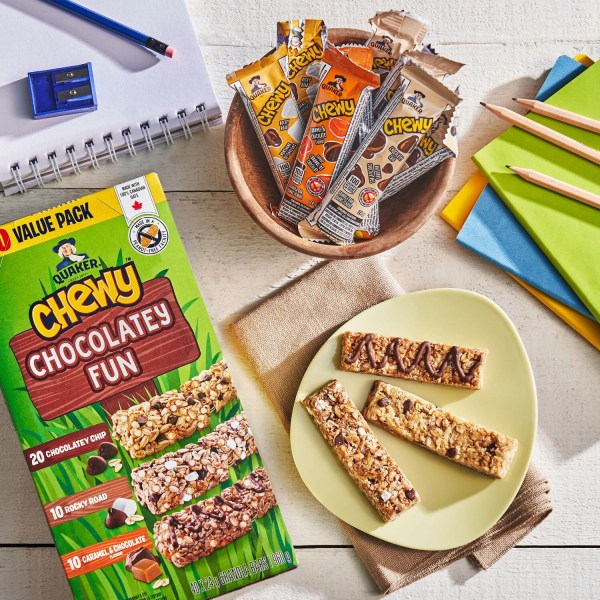 Quaker Fun Quaker Chewy Chocolatey Fun Granola Bars 960g - Maplefresh