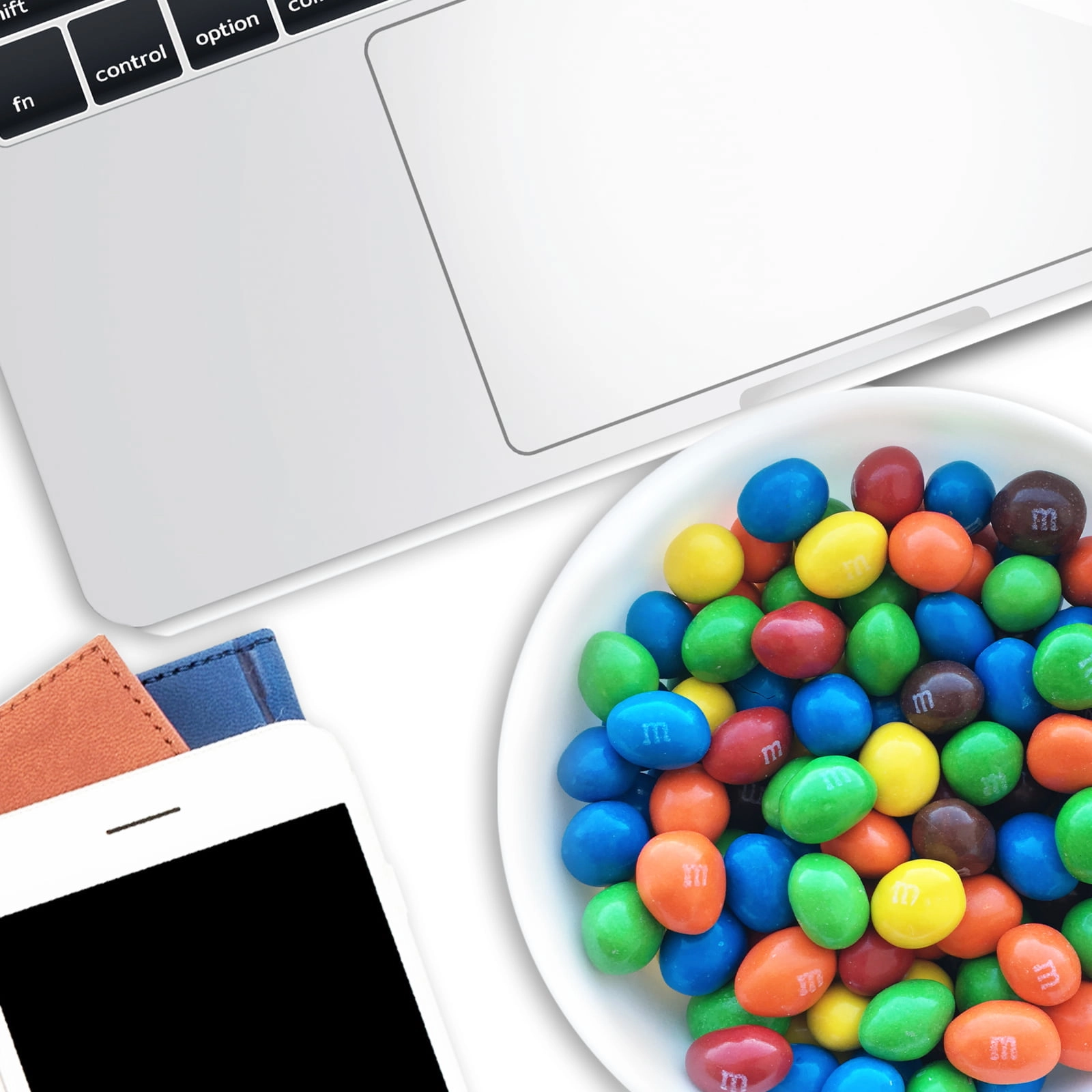 M&M's Peanut Milk Chocolate Candies, Sharing Bag, 200g - Image 6