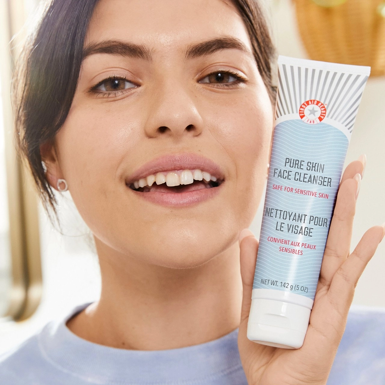 First Aid Beauty Mini Pure Skin Face Cleanser 2 oz/ 56.7 g - Redness, Dark Circles, Fragrance-Free - Image 12