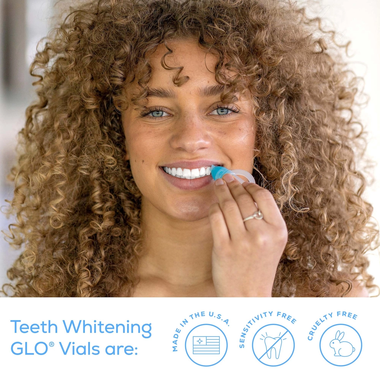 GLO Science GLO Brilliant® White Smile - At Home Teeth Whitening Device (White, Refill Available) - Image 8