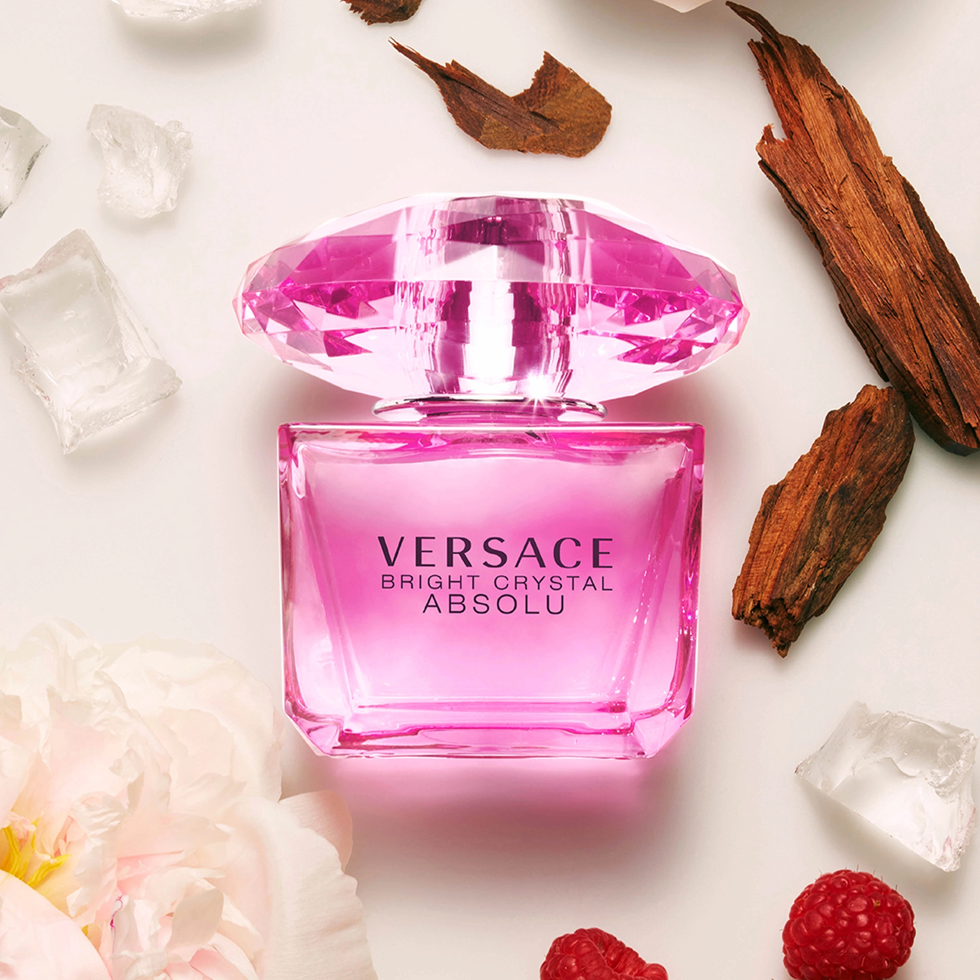 Versace Bright Crystal Absolu 1.7 oz/50 mL Floral Scent Layerable - Image 2