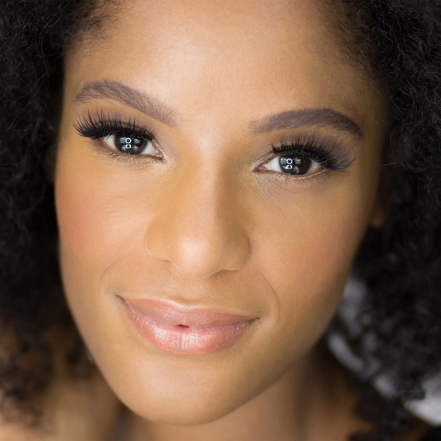 HUDA BEAUTY Classic False Lashes Giselle #1 - Light Volume, Natural Style - Image 10