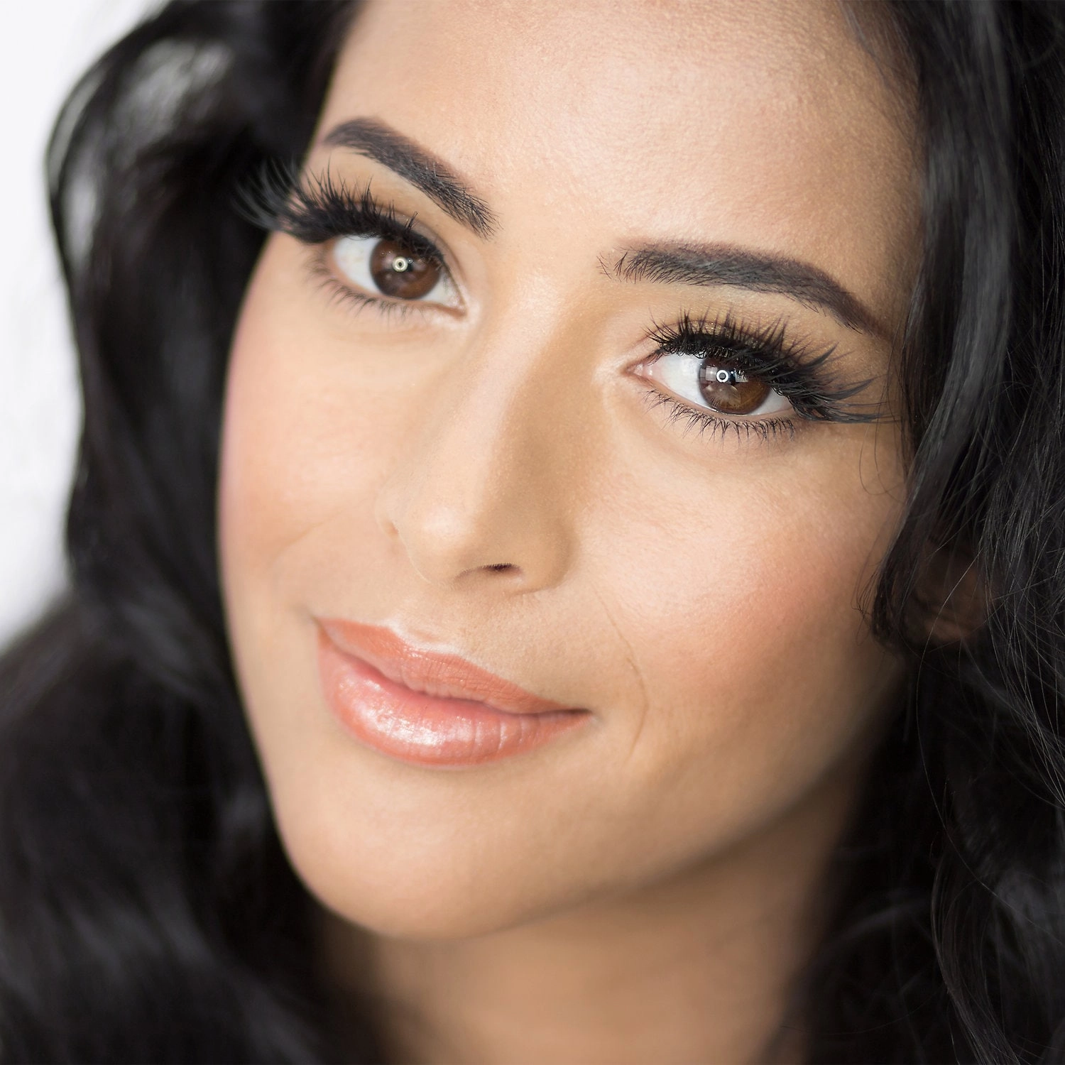 HUDA BEAUTY Classic False Lashes Giselle #1 - Light Volume, Natural Style - Image 9