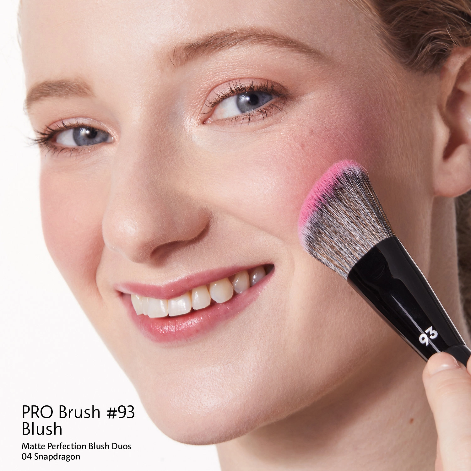 SEPHORA COLLECTION PRO Blush Brush #93 - Image 5