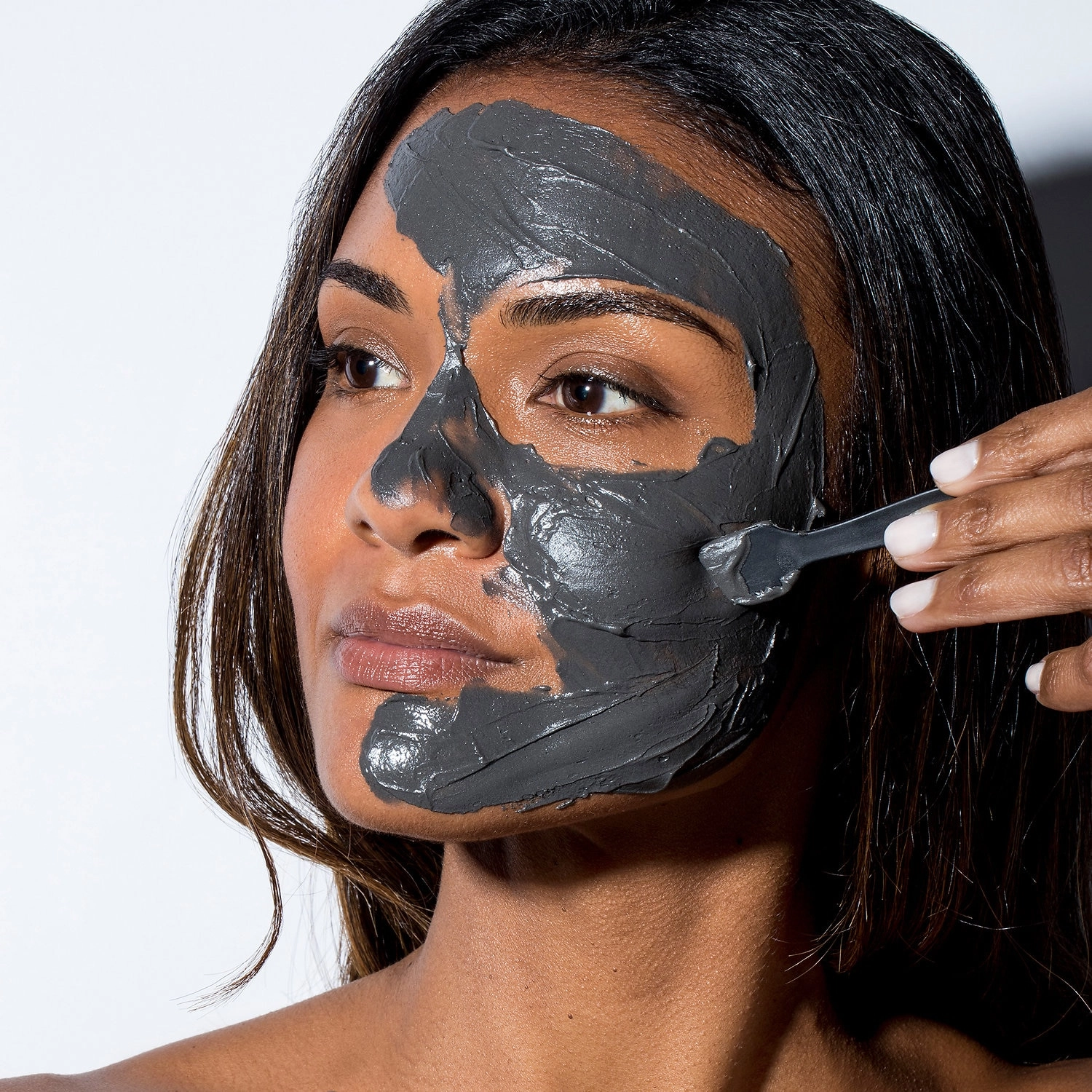 Dr. Brandt Skincare MAGNETIGHT Age-Defier™ Mask - 3 oz/ 89 mL - Image 2
