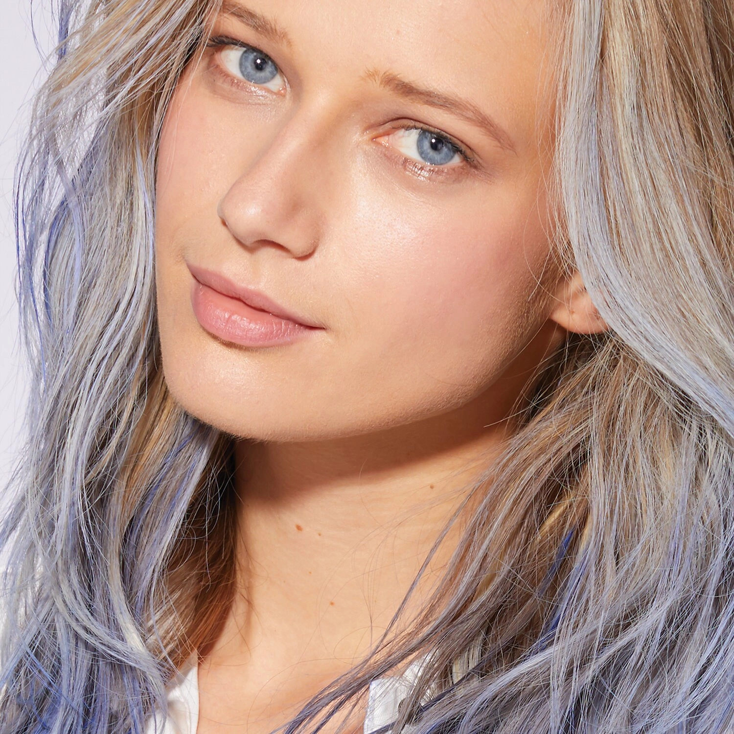 Bumble and bumble Bb. Color Stick - Black Vegan Hair Color - Image 3