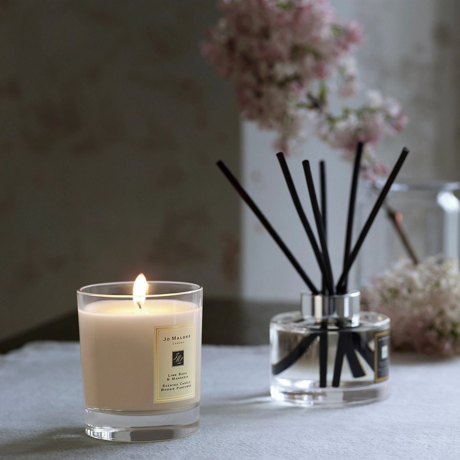 Jo Malone London Lime Basil & Mandarin Candle 2.1 oz/60g Fresh Citrus & Fruits - Image 6