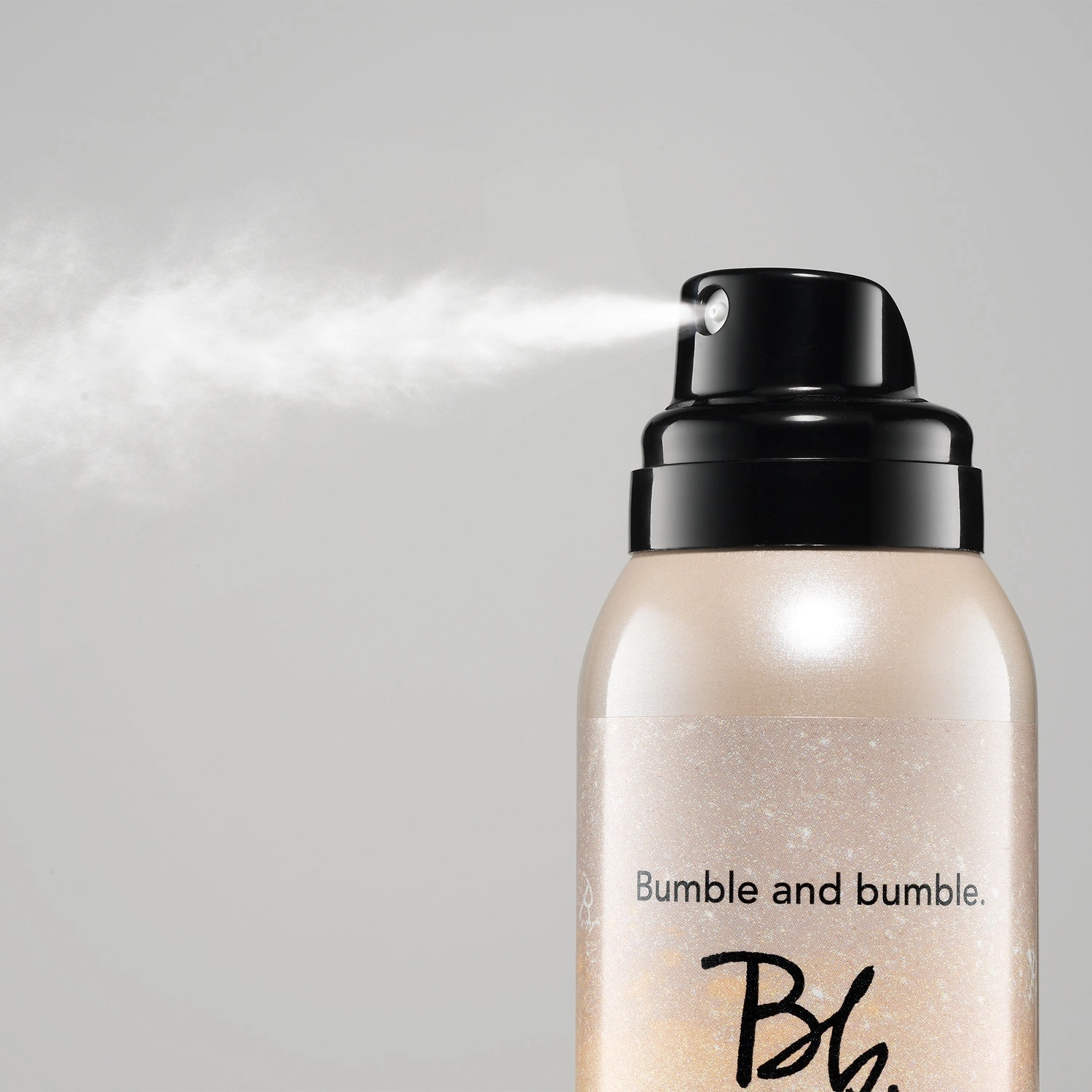 Bumble and bumble Bb. Pret-a-Powder Tres Invisible Dry Shampoo with French Pink Clay - 7.5 oz/340 mL - Vegan - Image 5