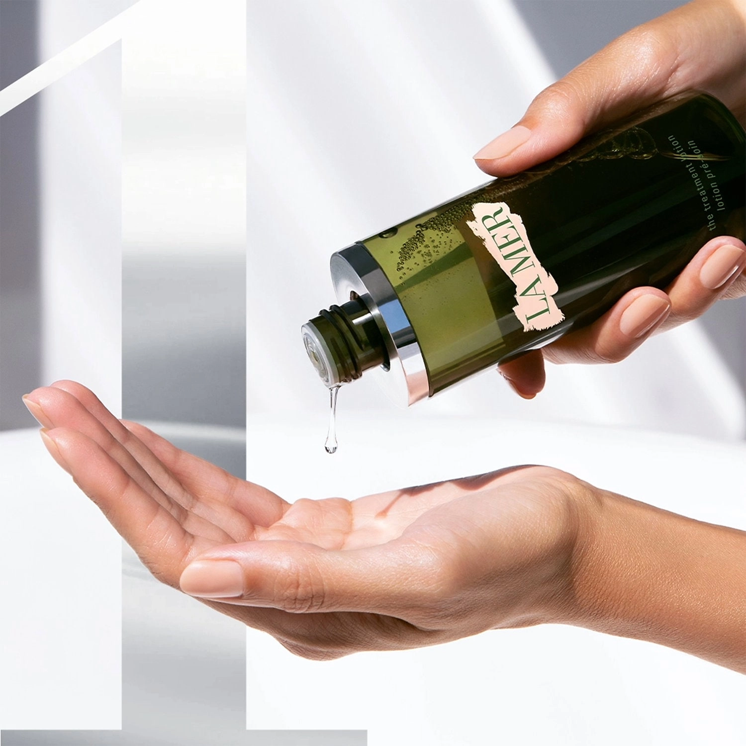 La Mer Mini The Treatment Lotion 3.4 oz/100 mL - Hydrating, Nourishing, and Texture-Improving - Image 2
