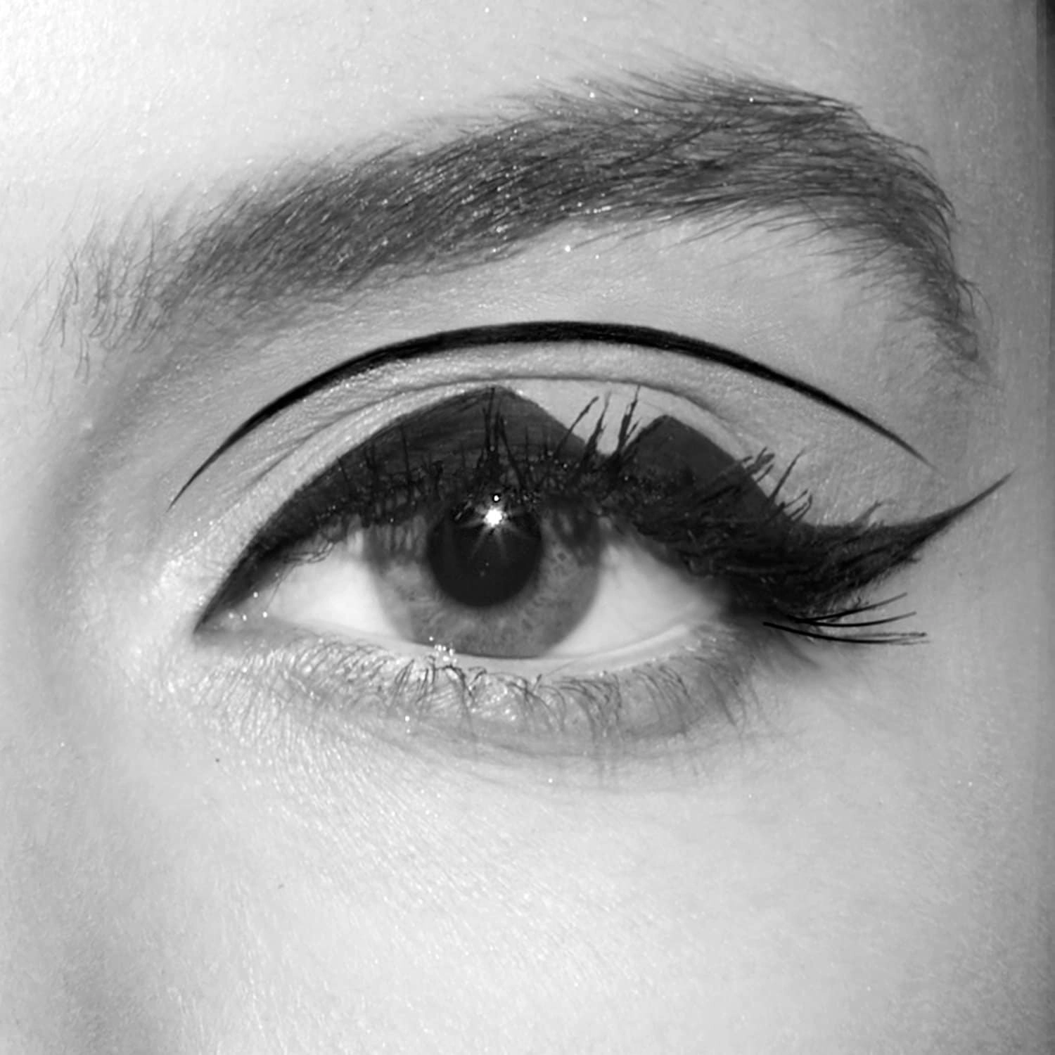 Stila Stay All Day® Waterproof Liquid Eye Liner - Micro Tip, Intense Black - Image 2
