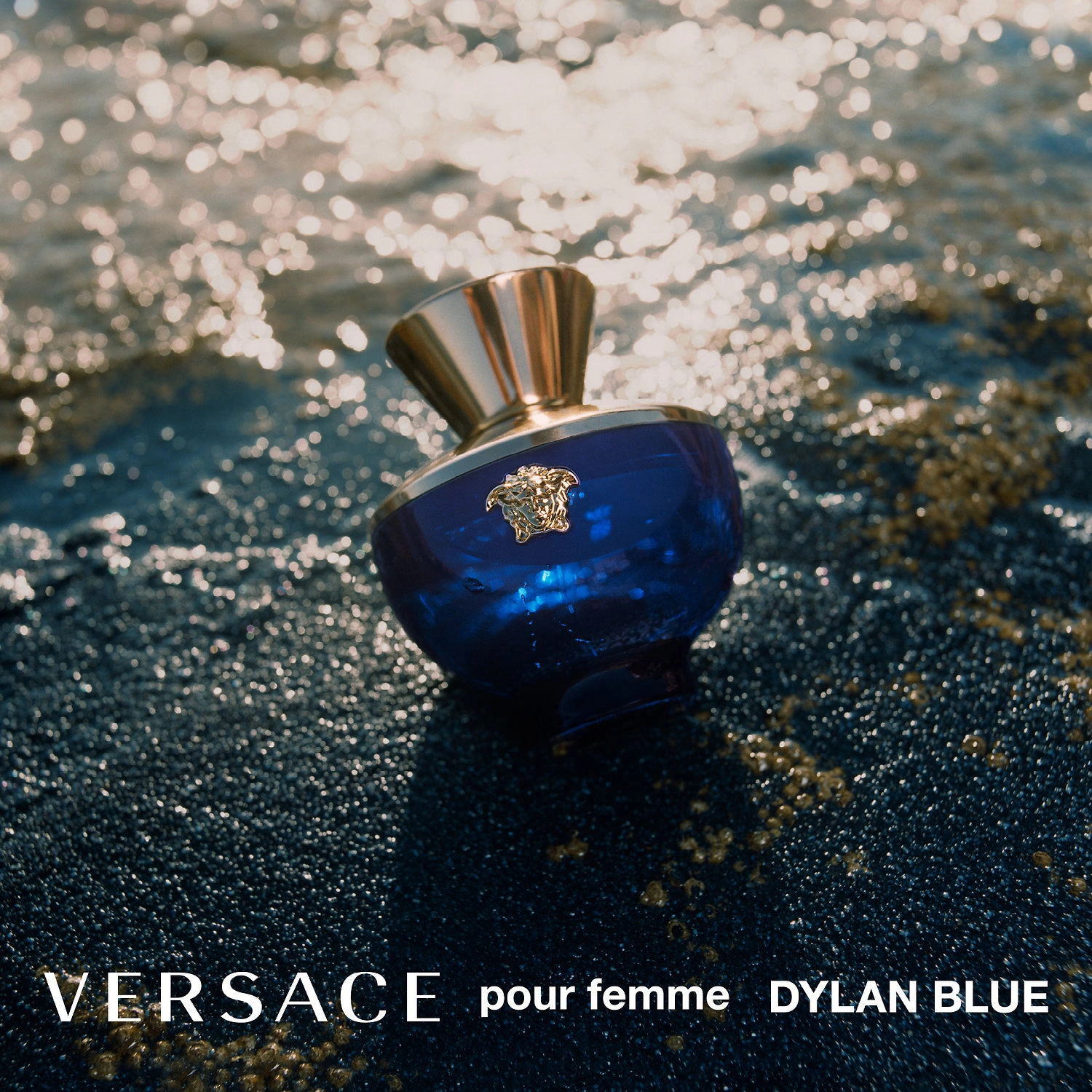 Versace Dylan Blue Pour Femme 1.7 oz/50 mL Floral Scent - Image 4