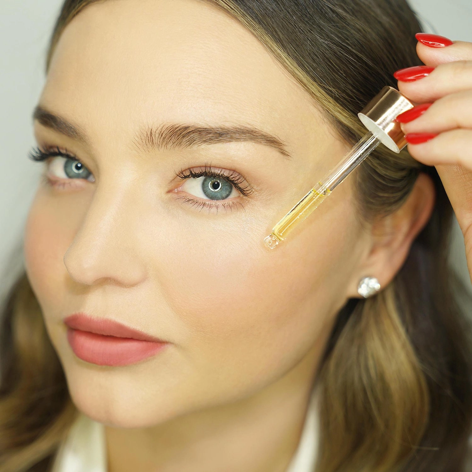 KORA Organics Mini Noni Glow Face Oil 0.34 oz/10 mL Vegan - Image 2