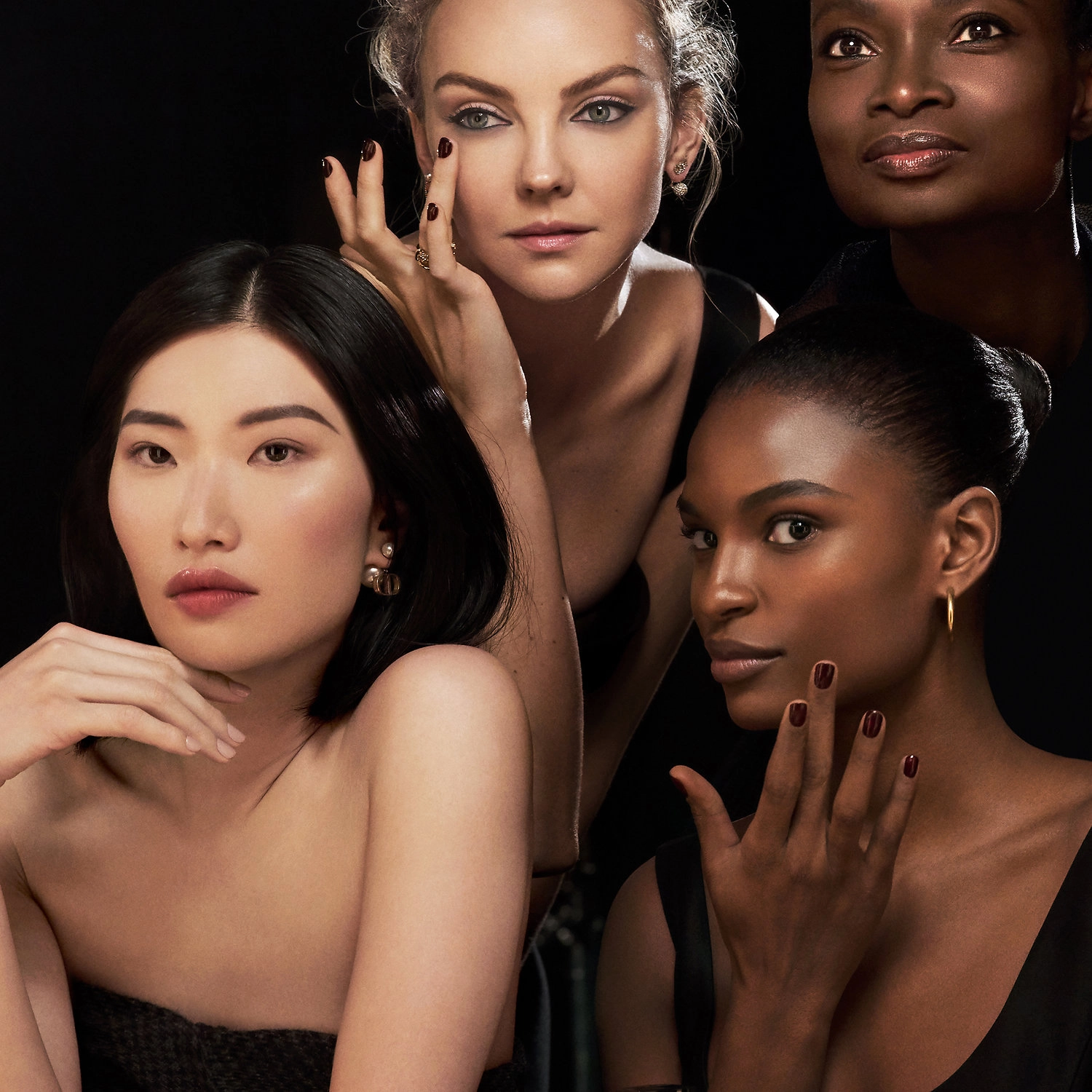 Dior Forever Matte Skincare Foundation 4.5W Warm - Medium Skin with Warm Undertones - Image 5