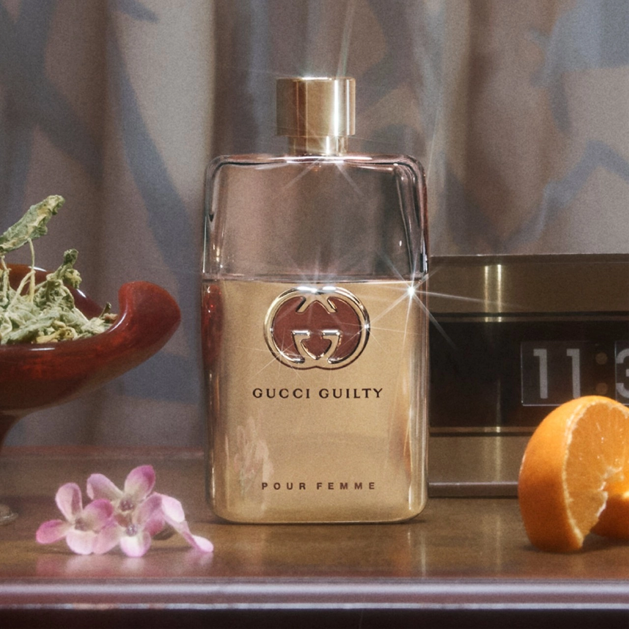Gucci Guilty Pour Femme Eau de Parfum Rollerball 0.25 oz/7.5 mL Floral Warm Floral Geranium Peach Pink Pepper - Image 2