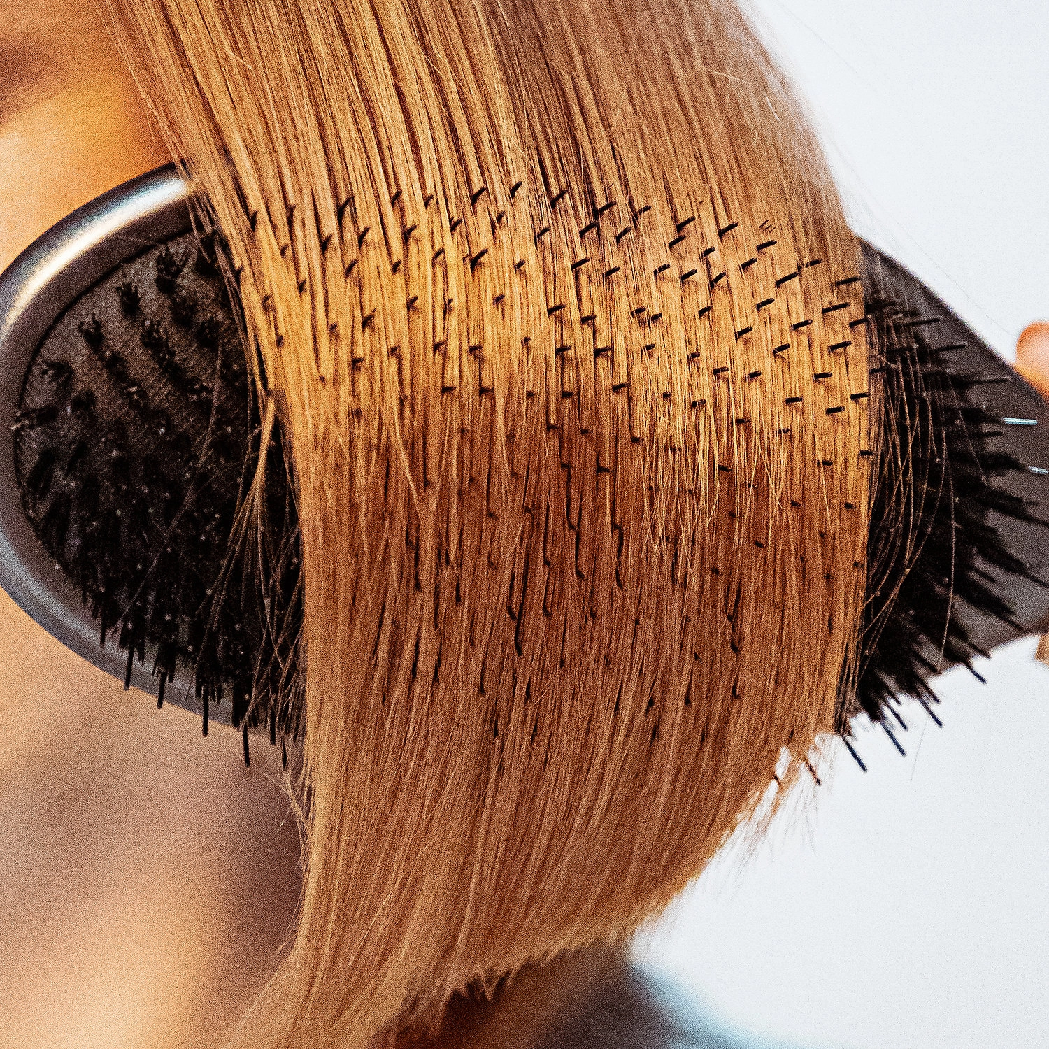 Drybar Flat Mate Boar Bristle Brush - Image 4