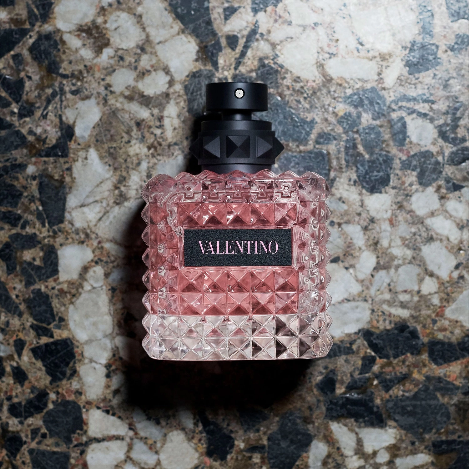 Valentino Donna Born In Roma Eau de Parfum 0.33 oz/10 mL Floral Warm Florals Blackcurrant Jasmine Grandiflorum Bourbon Vanilla - Image 9