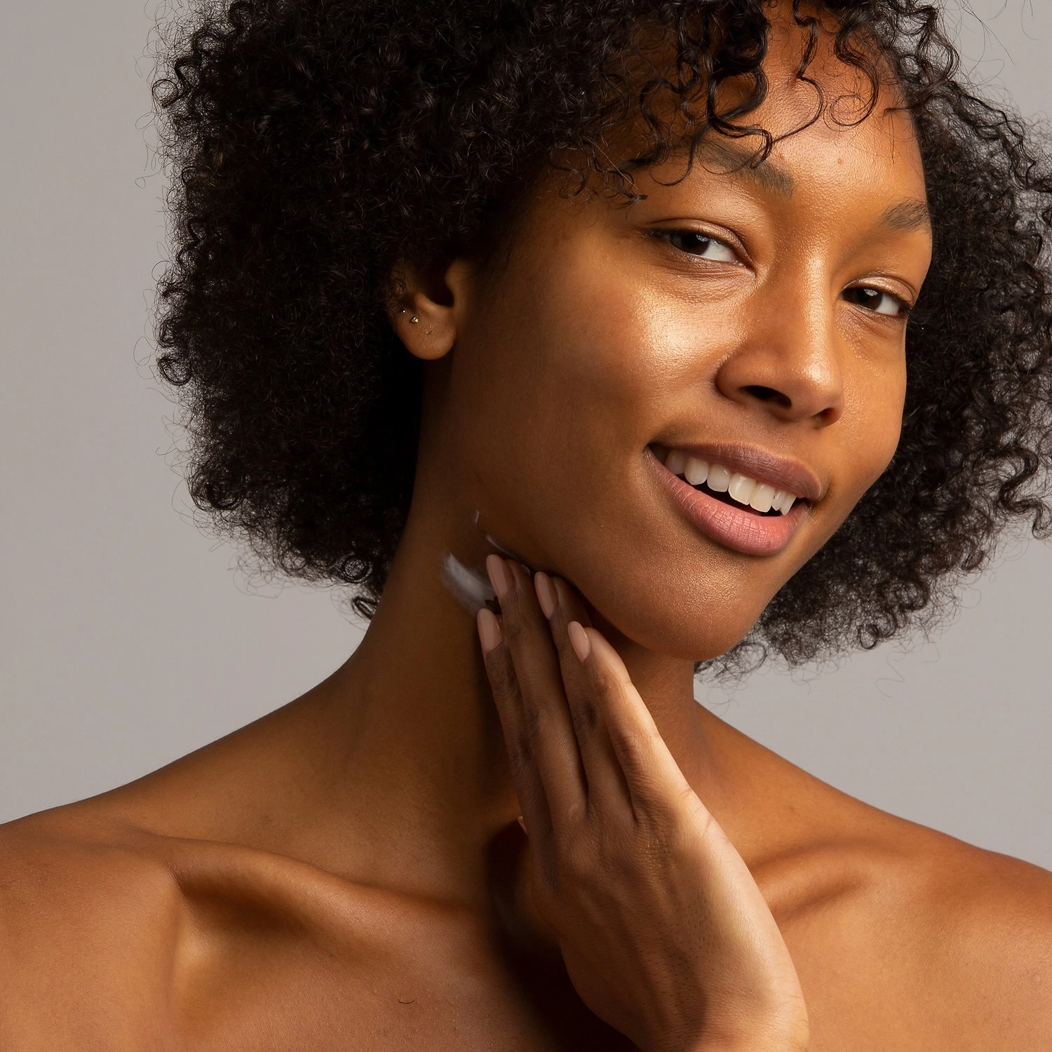 Algenist ELEVATE Firming & Lifting Neck Cream 2 oz/ 60 mL Vegan Retinol Hypoallergenic - Image 2