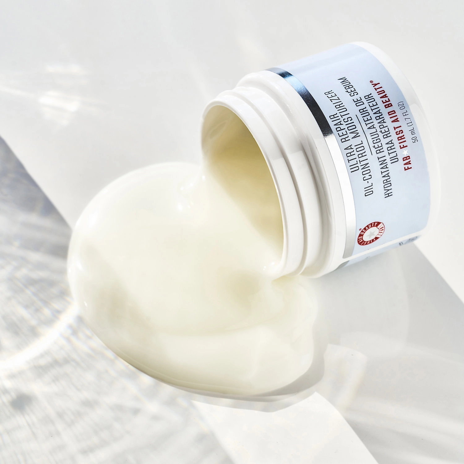 First Aid Beauty Ultra Repair Oil-Control Moisturizer 1.7 oz/50 mL - Mattifying Hydration for Oily/Combo/Normal Skin - Image 6