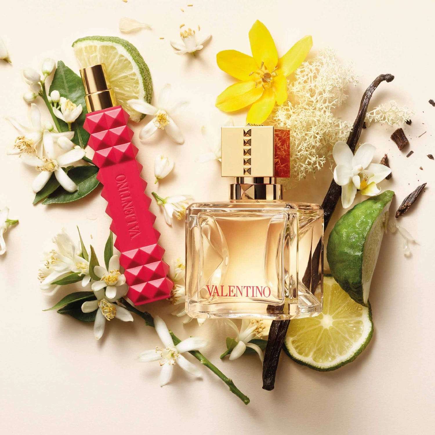 Valentino Voce Viva Eau de Parfum Travel Spray 0.33 oz/10 mL Warm Florals - Image 4