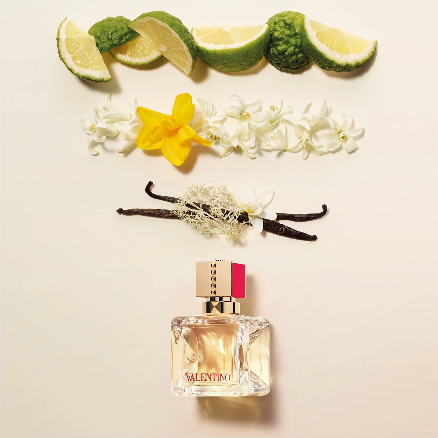 Valentino Voce Viva Eau de Parfum Travel Spray 0.33 oz/10 mL Warm Florals - Image 14