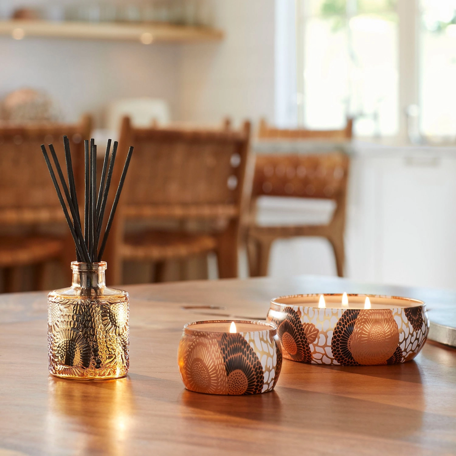 VOLUSPA Spiced Pumpkin Latte Home Diffuser - Vegan, Warm & Spicy Scent - Image 2