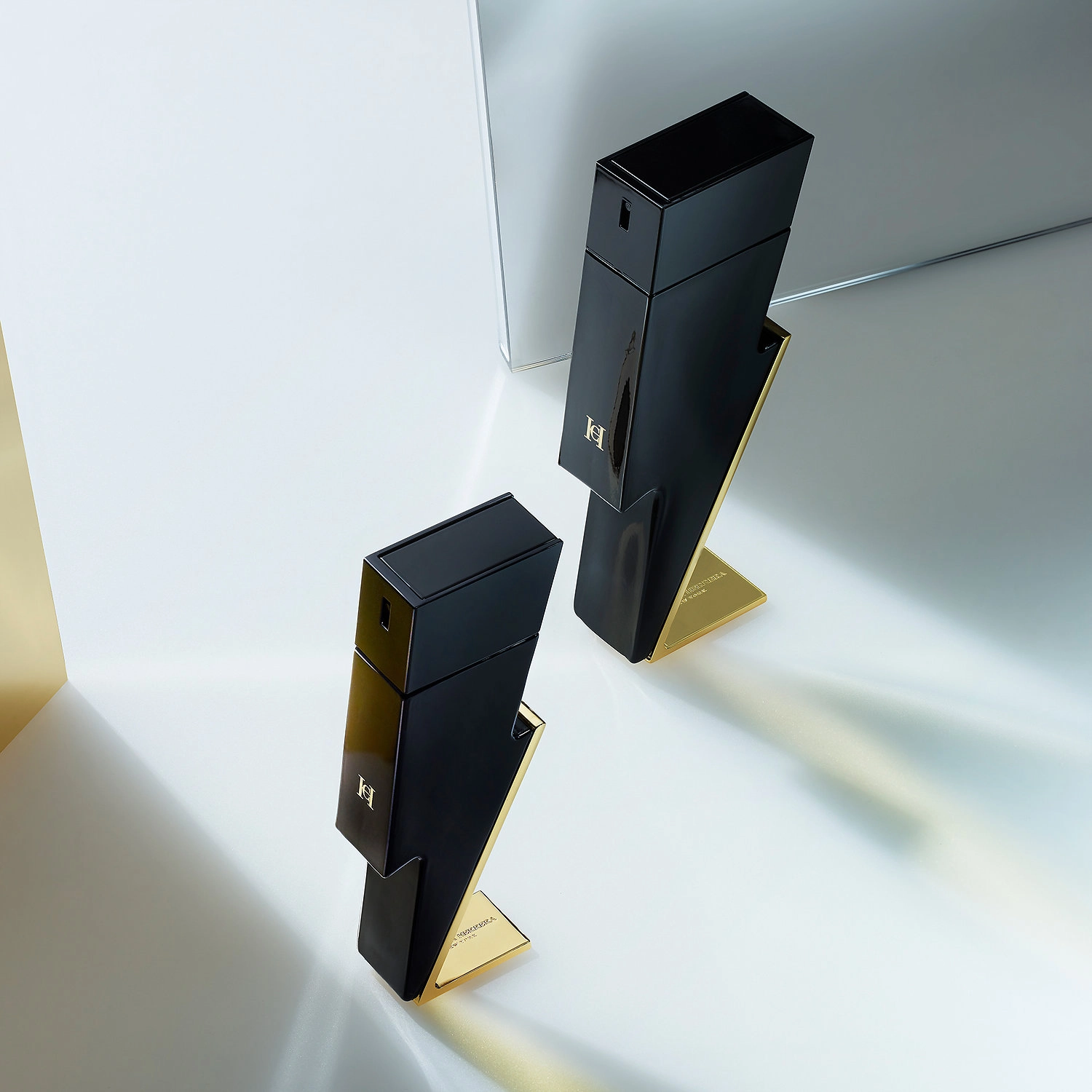 Carolina Herrera Bad Boy Eau de Toilette 1.7 oz/50 mL - Vegan, Phthalate-Free, Paraben-Free - Image 7