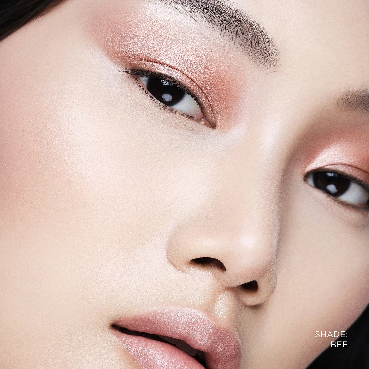 Hourglass Curator™ Eyeshadow Singles Color: Bid - Muted Olive Vegan - Image 6