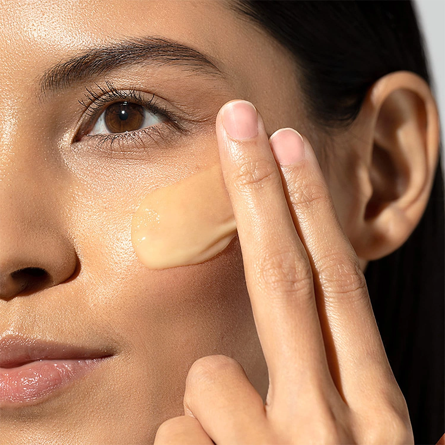 Dermalogica BioLumin-C Vitamin-C Gel Moisturizer 1.7 oz/50 mL Vegan Hyaluronic Acid - Image 6