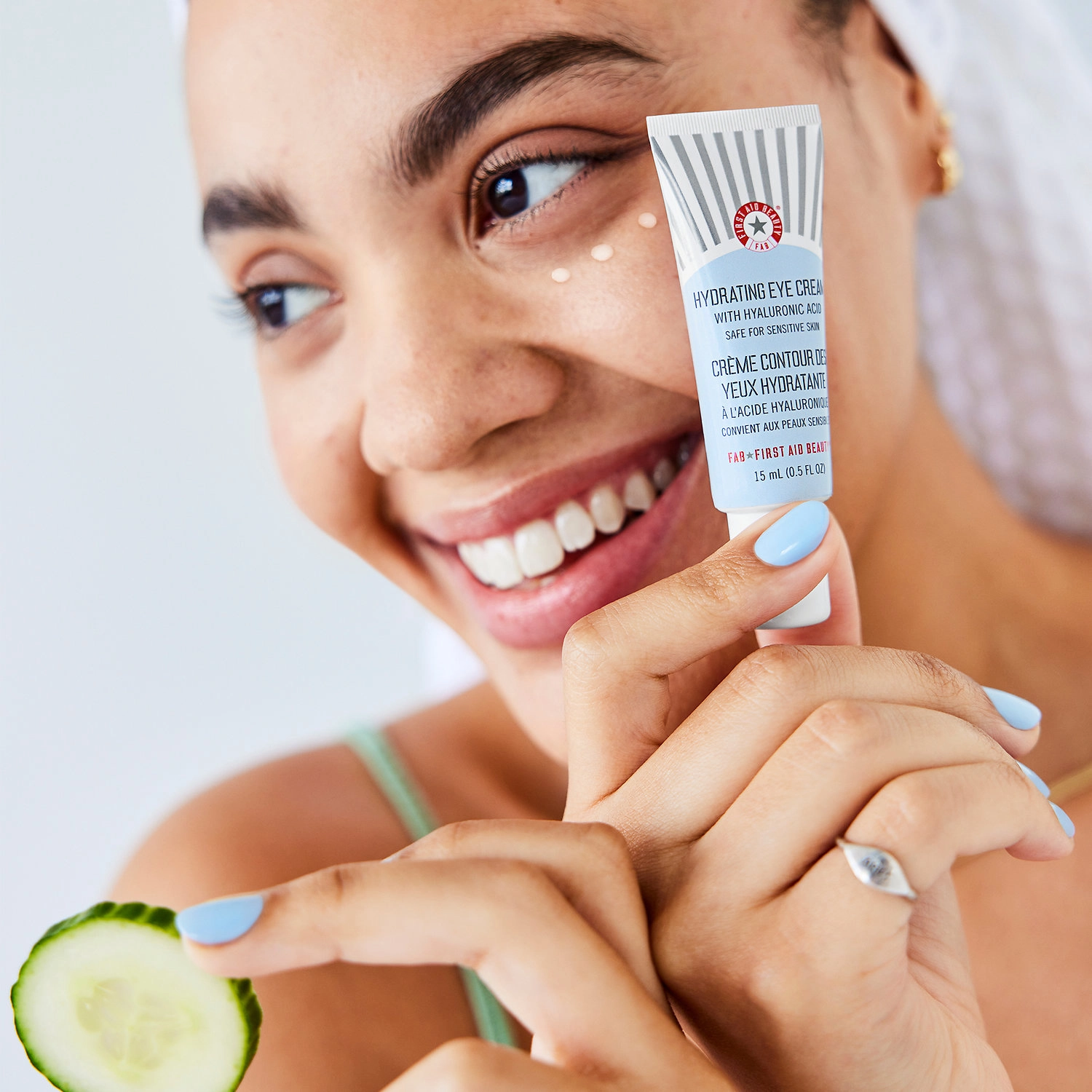 First Aid Beauty Hydrating Eye Cream with Hyaluronic Acid 0.5 oz/15 mL Vegan Cruelty-Free - Image 6