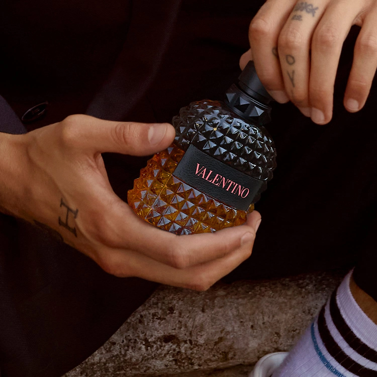 Valentino Uomo Born in Roma Coral Fantasy Eau de Toilette 1.7 oz/50 mL - Image 2