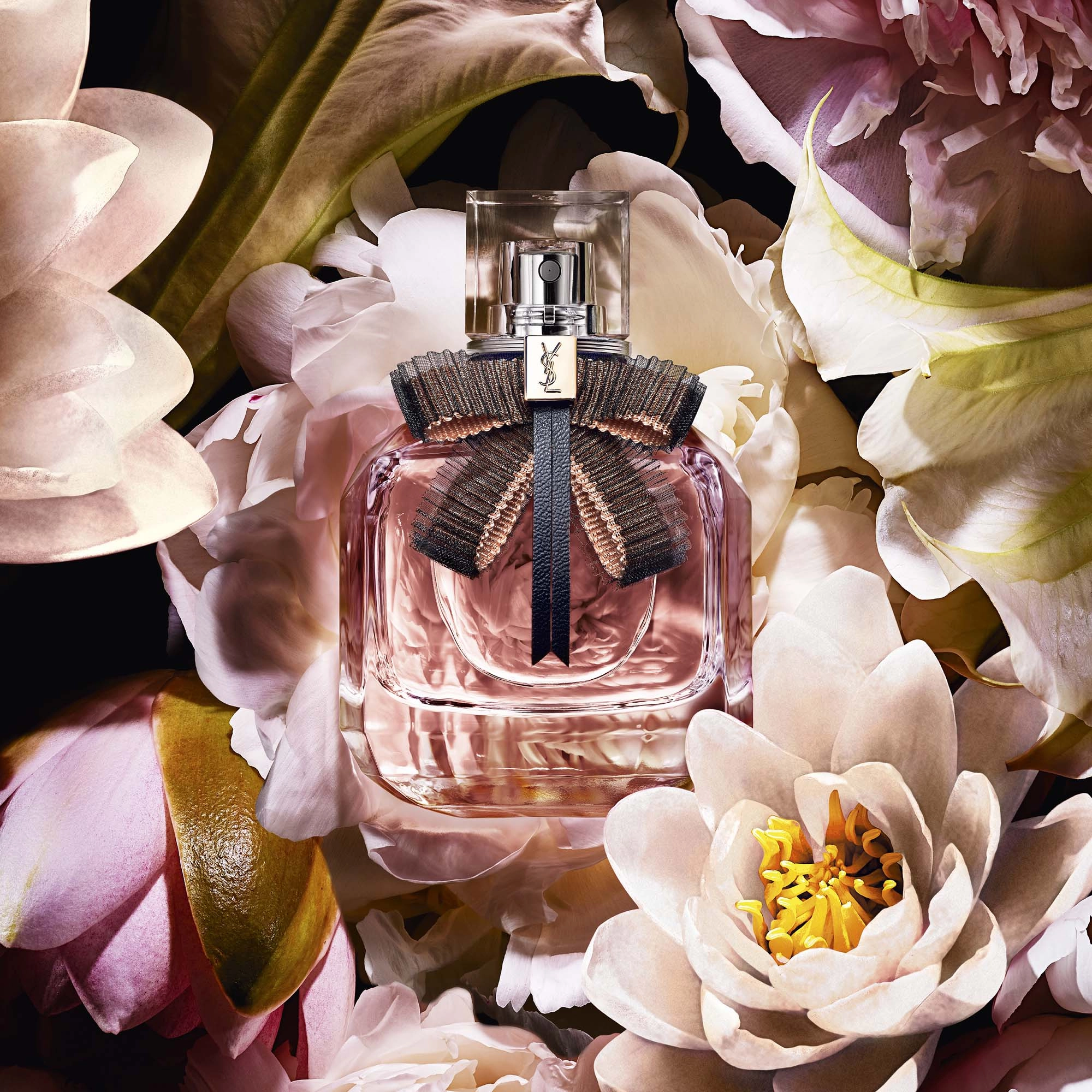 Yves Saint Laurent Mon Paris Eau de Toilette Lumiere 1.7 oz / 50 mL - Fruity Florals - Image 2