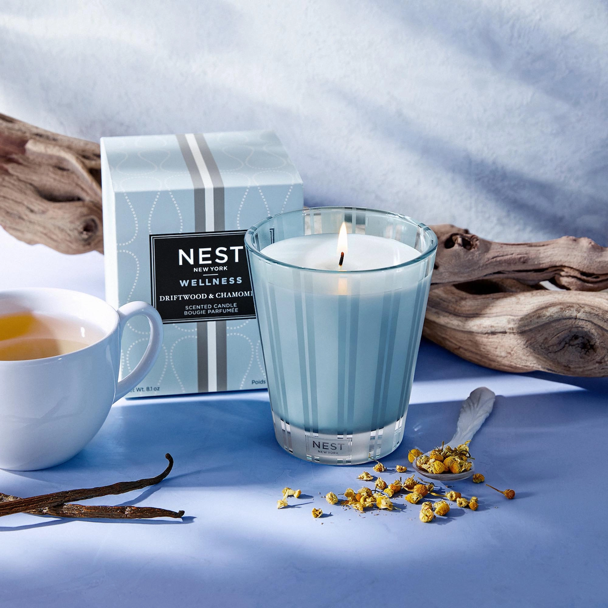 NEST New York Driftwood & Chamomile Candle 3 oz / 70 g Vegan - Image 2