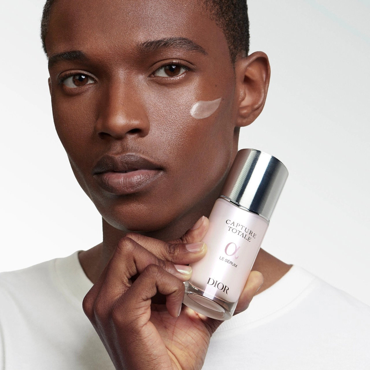 Dior Capture Totale Le Sérum Anti-Aging Serum - Unveil Timeless Radiance - Image 5