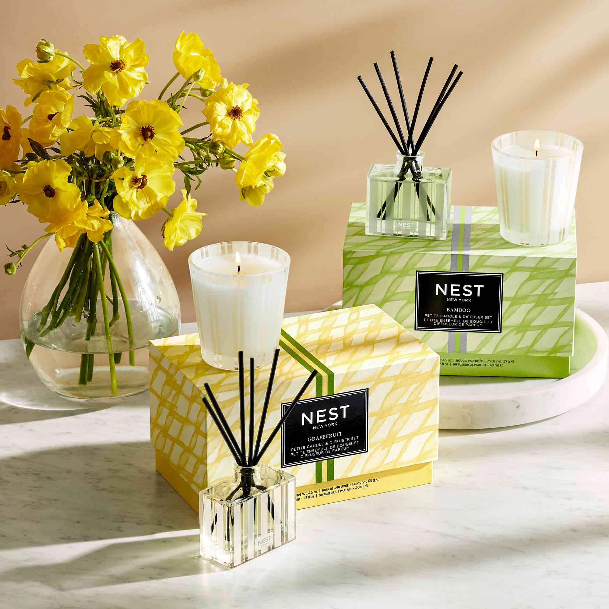 NEST New York Grapefruit Petite Candle & Diffuser - Vegan, Phthalate-Free, Paraben-Free, Sulfate-Free - Image 2