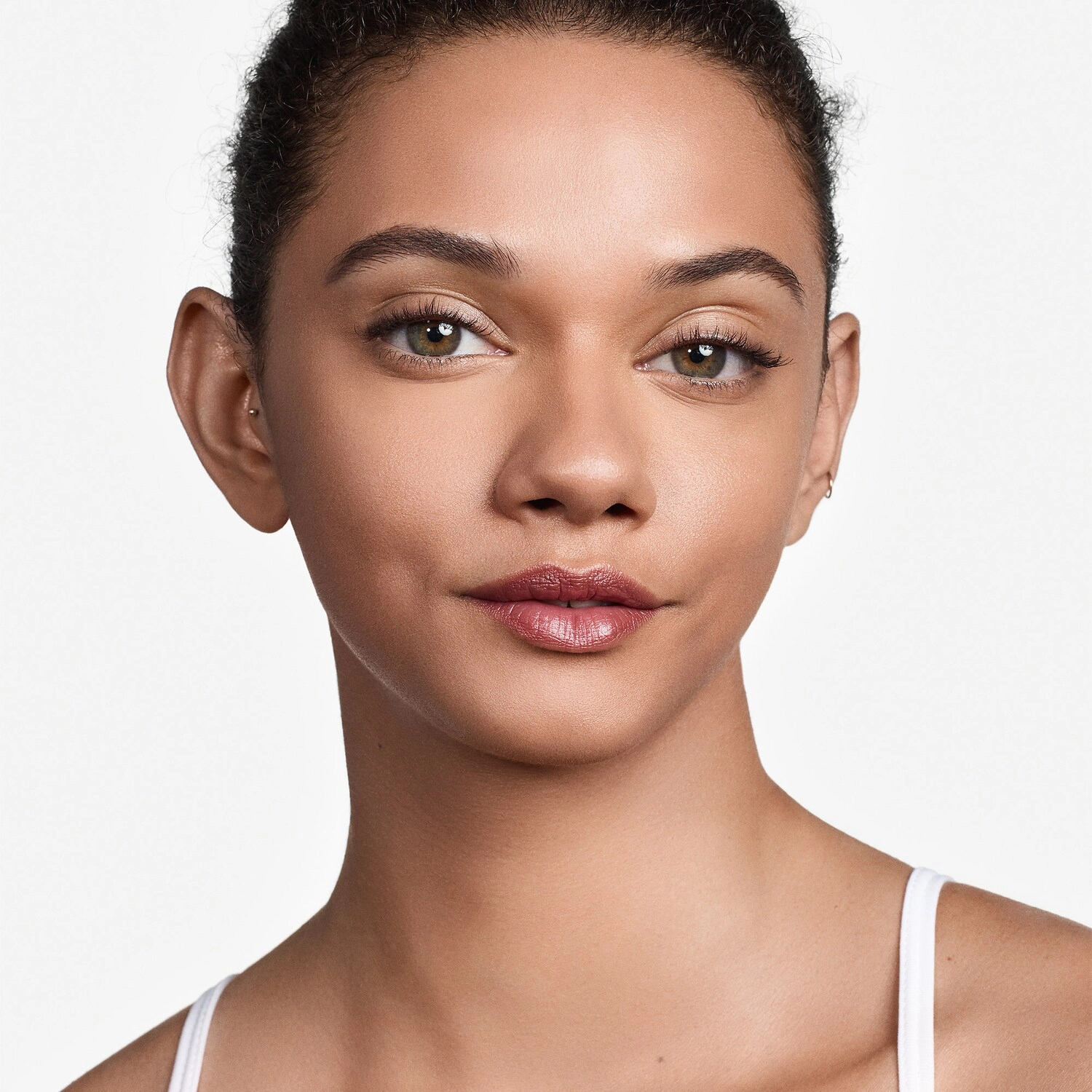 CLINIQUE Even Better™ Makeup Broad Spectrum SPF 15 Foundation Color: CN 74 Beige - Medium, Cool-Neutral Undertones - Image 3