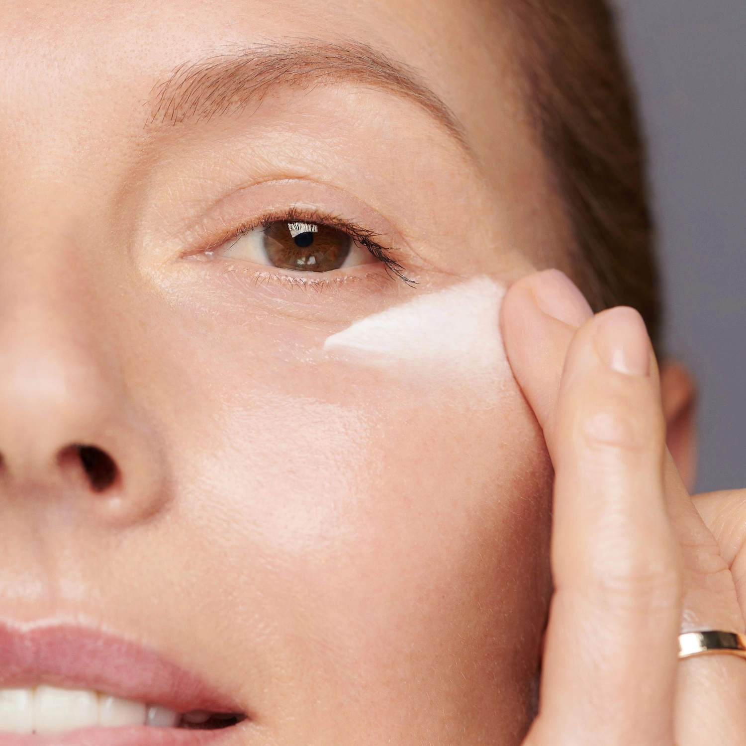 Bobbi Brown Extra Eye Repair Cream Intense 0.5 oz Hyaluronic Acid Dark Circles Plumping Hydrating - Image 5