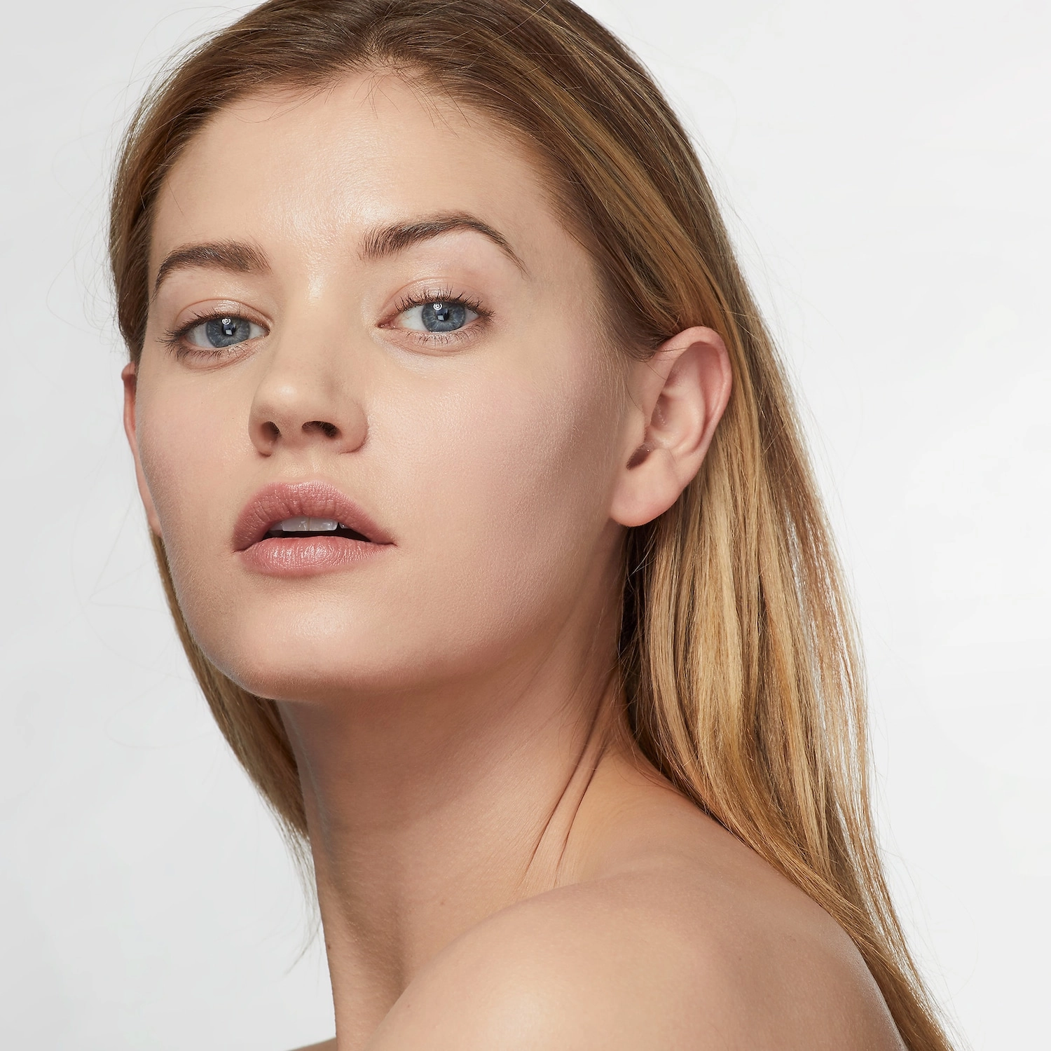 Estée Lauder Double Wear Stay-in-Place Foundation 2N1 Desert Beige - Image 2