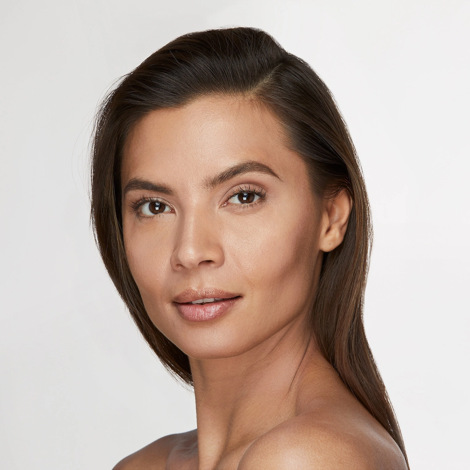 Estée Lauder Double Wear Stay-in-Place Foundation 3C2 Pebble - Medium with Cool Rosy Undertones - Image 2
