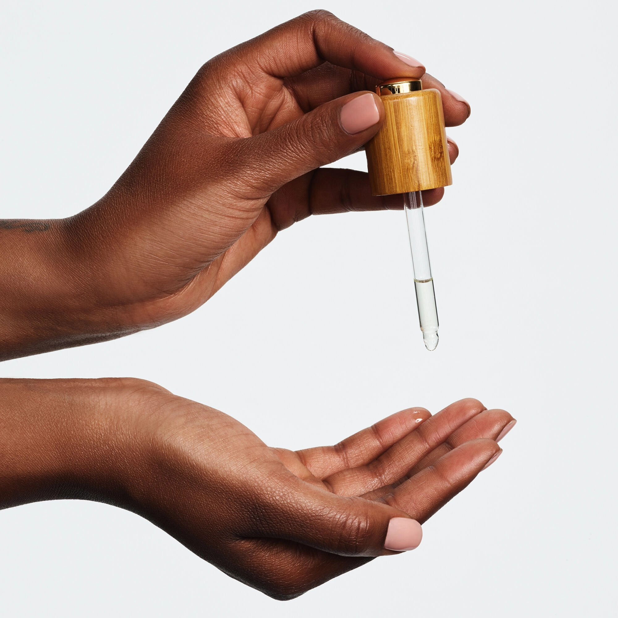 Tarte Maracuja Oil 1.7 oz/50 mL - Vegan Multitasking Face Oil for Firmer, Brighter, and Smoother Skin - Image 3