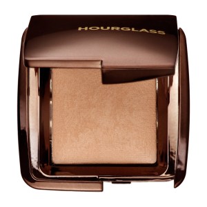 Hourglass Mini Ambient® Lighting Powder Color: Dim Light - Neutral Peach Beige Powder Limited Edition Vegan