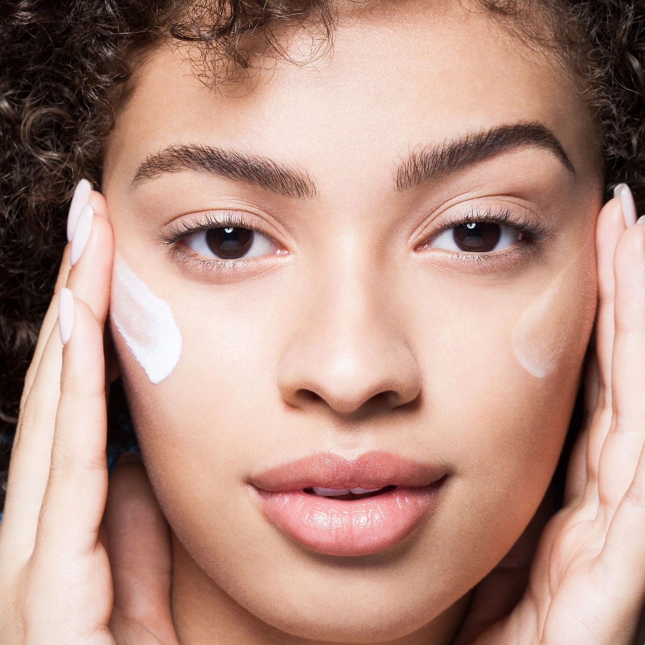 Shiseido Ultra Sun Protection Lotion Broad Spectrum SPF 50+ for Sensitive Skin & Children 3.3 oz/100 mL - Image 5