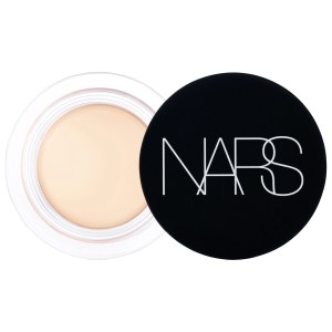 NARS Soft Matte Complete Concealer Color: Chantilly - L1 - Very Light with Neutral Undertones