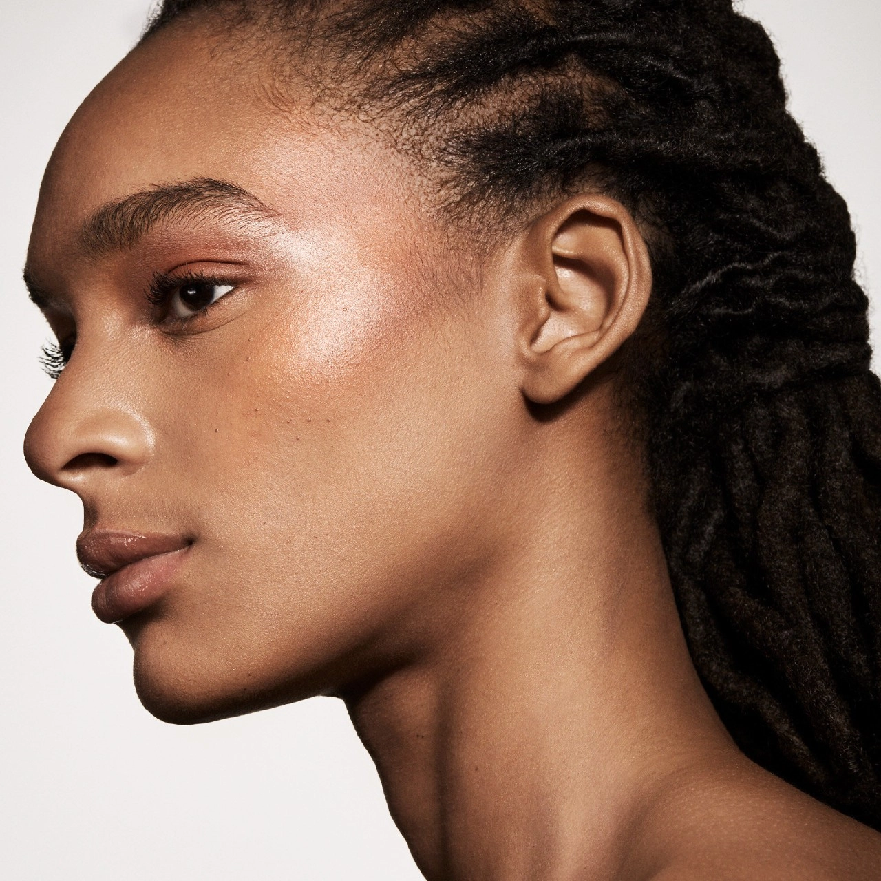 Fenty Beauty by Rihanna Match Stix Shimmer Skinstick in Sinamon - Cinnamon Bronze - Image 4