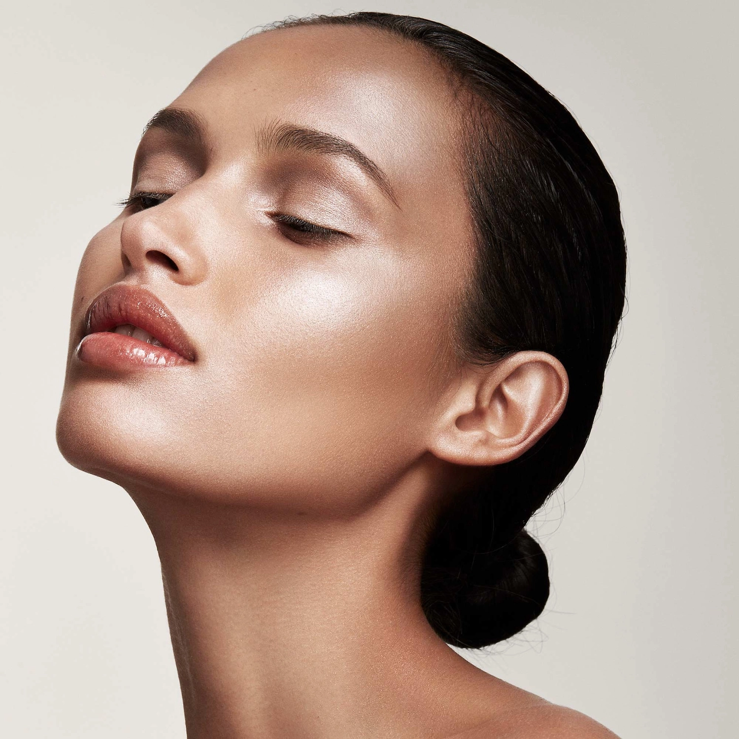 Fenty Beauty by Rihanna Killawatt Freestyle Highlighter - Lightning Dust/Fire Crystal - Image 4
