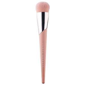 Fenty Beauty by Rihanna Full-Bodied Foundation Brush 110