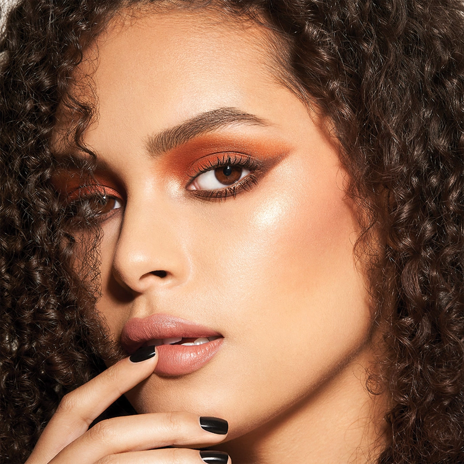 Urban Decay Naked Heat Eyeshadow Palette - Image 9