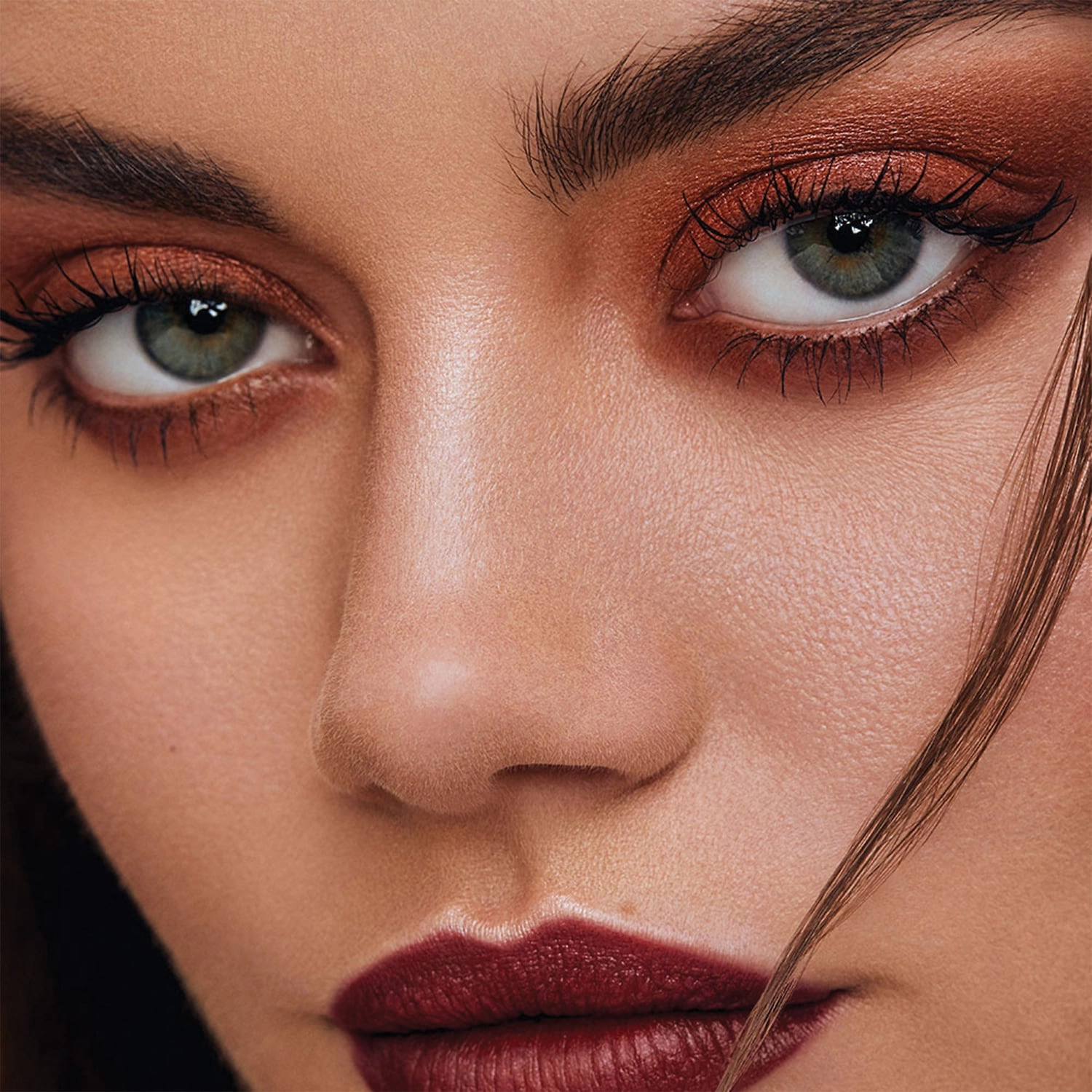 Urban Decay Naked Heat Eyeshadow Palette - Image 8